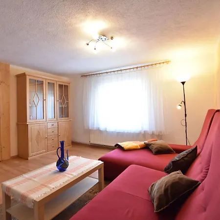 Charming In Near The Sea Rakow